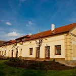 Smetanuv Statek 3*