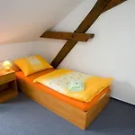 Smetanuv Statek 3*