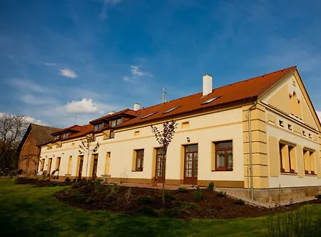 Smetanuv Statek 3*