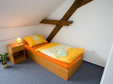 Smetanuv Statek 3*